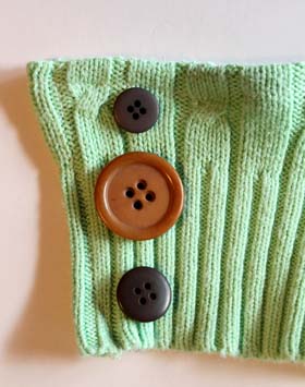 Sew 3 buttons