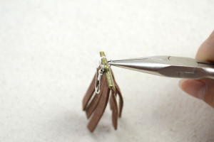 Personalized-jewelry-for-mom-a-pair-of-diy-fringe-earrings-step4