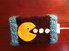 Knitted Pacman iPhone Sleeve