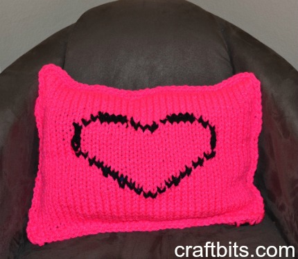 pinke side heart pillow