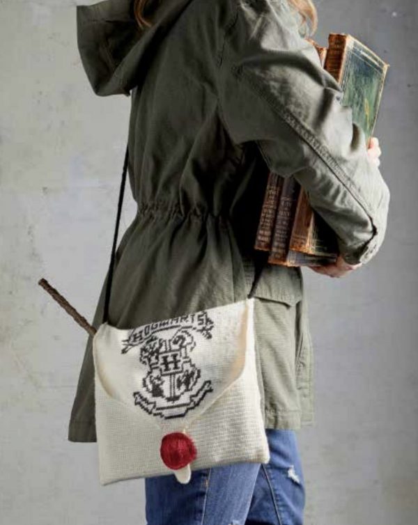 crochet hogwarts bag
